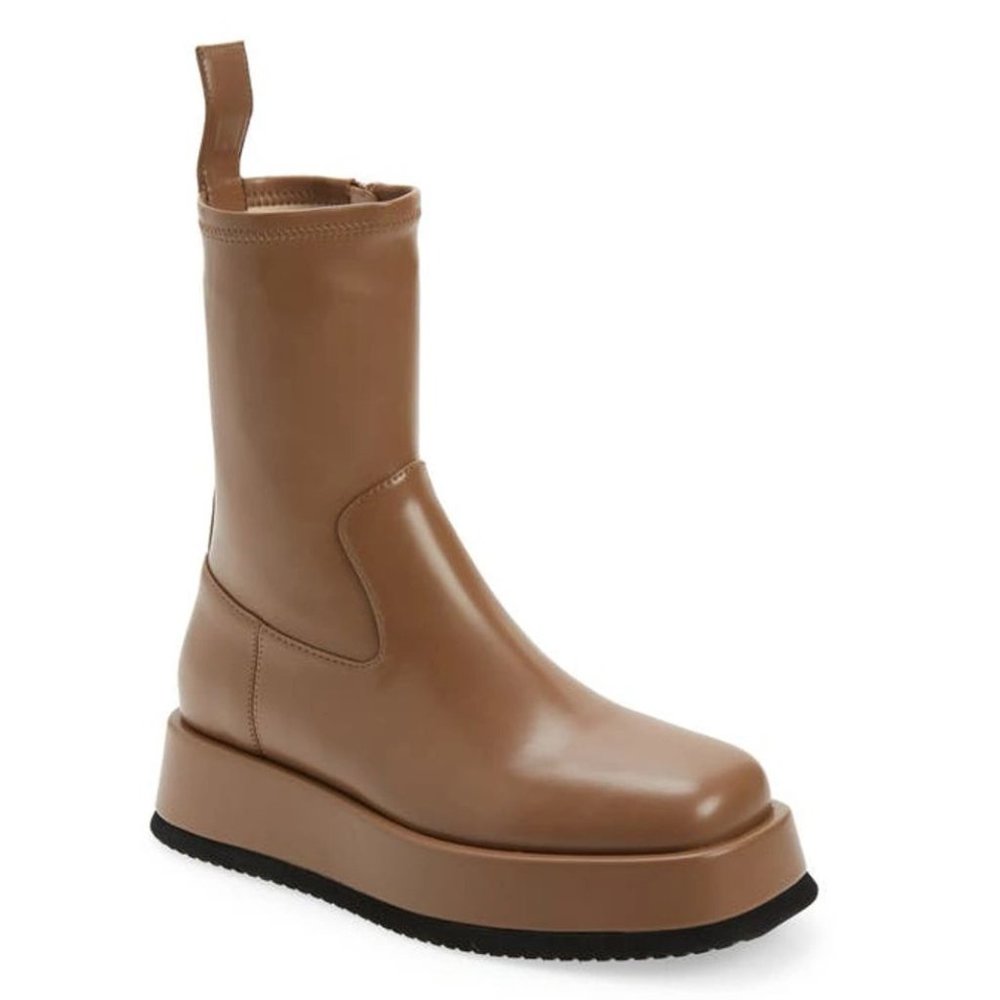 JEFFREY CAMPBELL Synth Platform Boot in Taupe Size US 8
